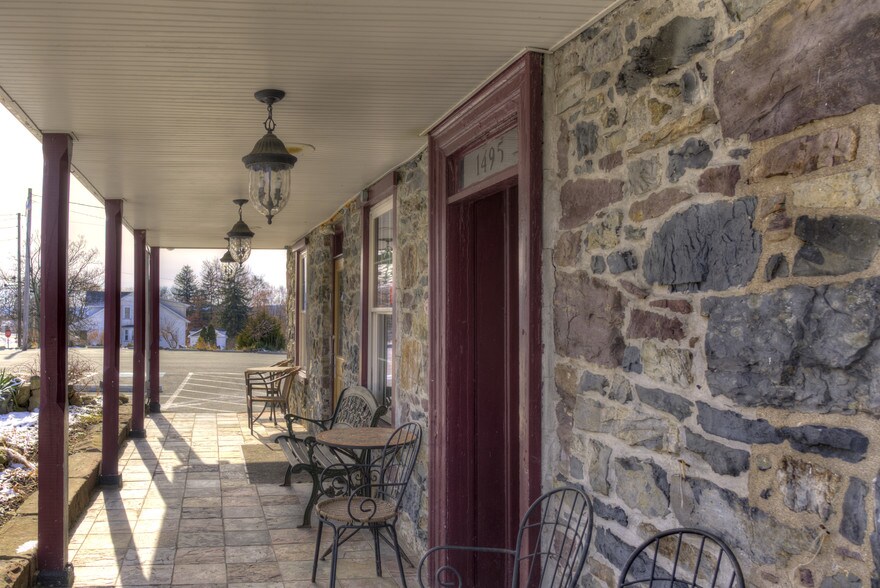 More Photos Of 1495 Farmington Ave, Pottstown General Retail For Sale