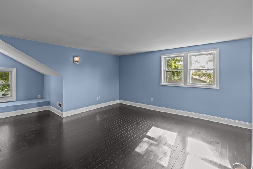 More Photos Of 319 N Central Ave, Locust Office Residential For Sale