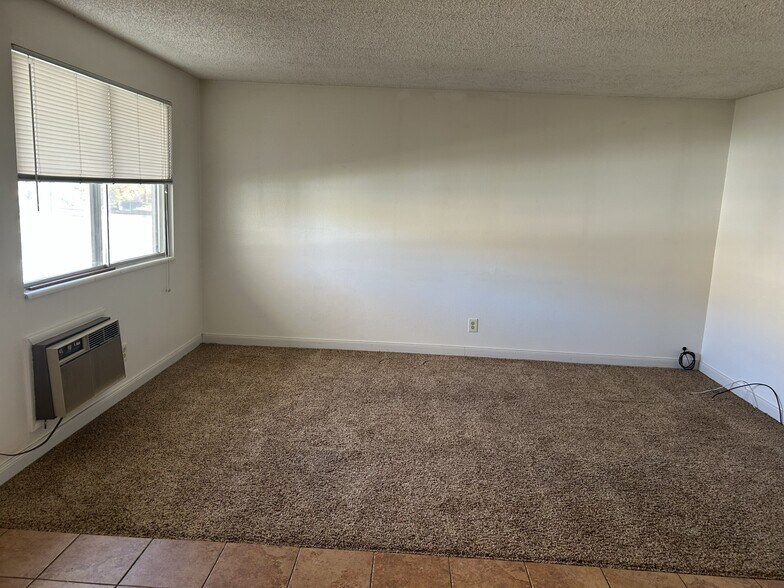 More Photos Of 370 La Rue Ave, Reno Apartments For Sale