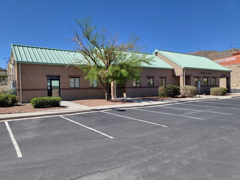 More Photos Of 1225 E Cliff Dr, El Paso Medical For Lease