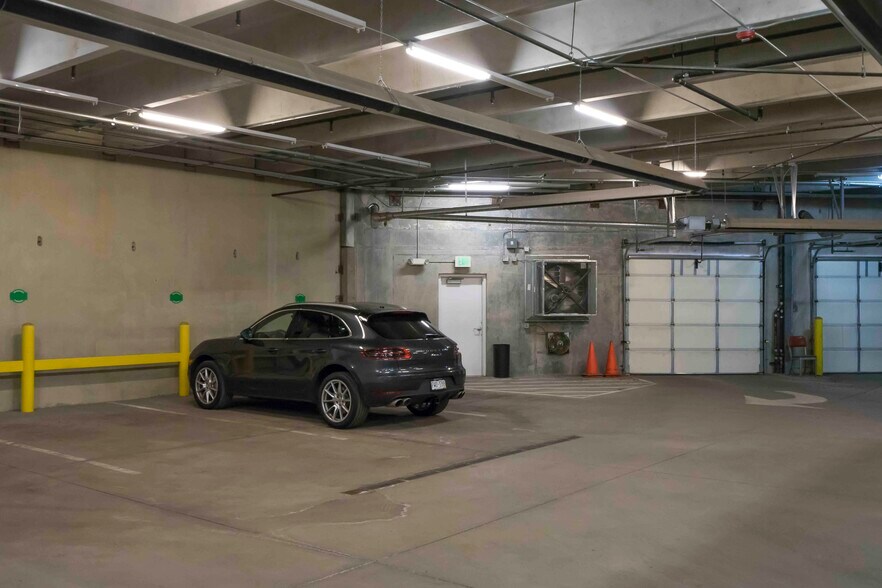 More Photos Of 5610 Ward Rd, Arvada Light Manufacturing For Sale