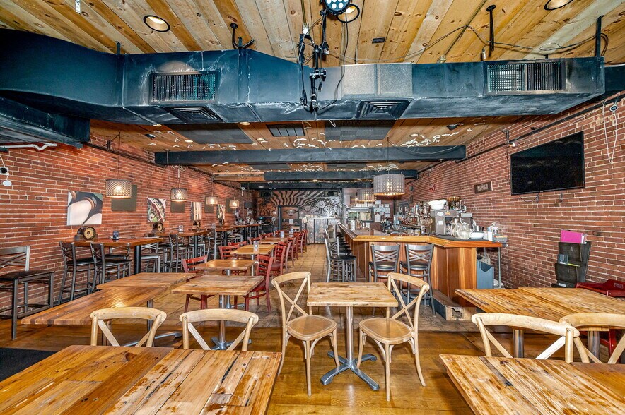 More Photos Of 197 Market St, Lowell Restaurant For Sale