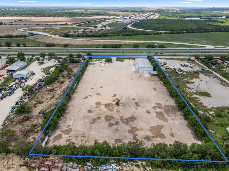 More Photos Of 12870 Interstate 35 S, Von Ormy Industrial For Lease