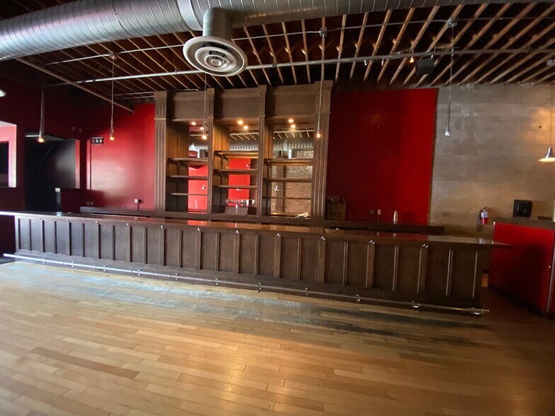 More Photos Of 124 N 4th St, Bismarck Storefront For Lease