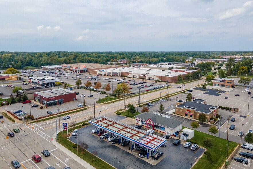 More Photos Of 761 Beta Dr, Mayfield Village Warehouse For Lease