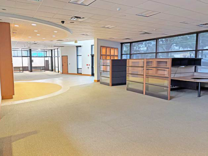 More Photos Of 10580 SW Beaverton-hillsdale Hwy, Beaverton Bank For Lease