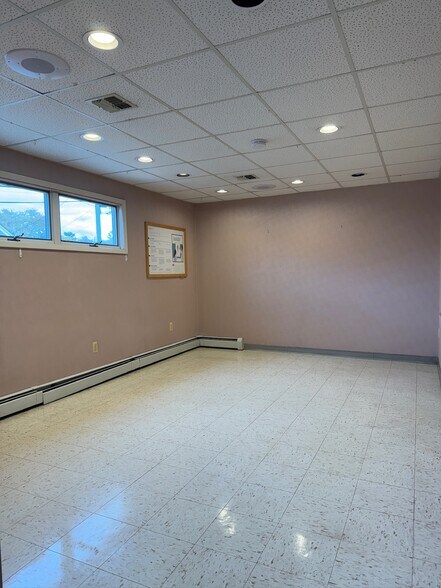 More Photos Of 179 Lafayette Ave, Hawthorne Medical For Lease