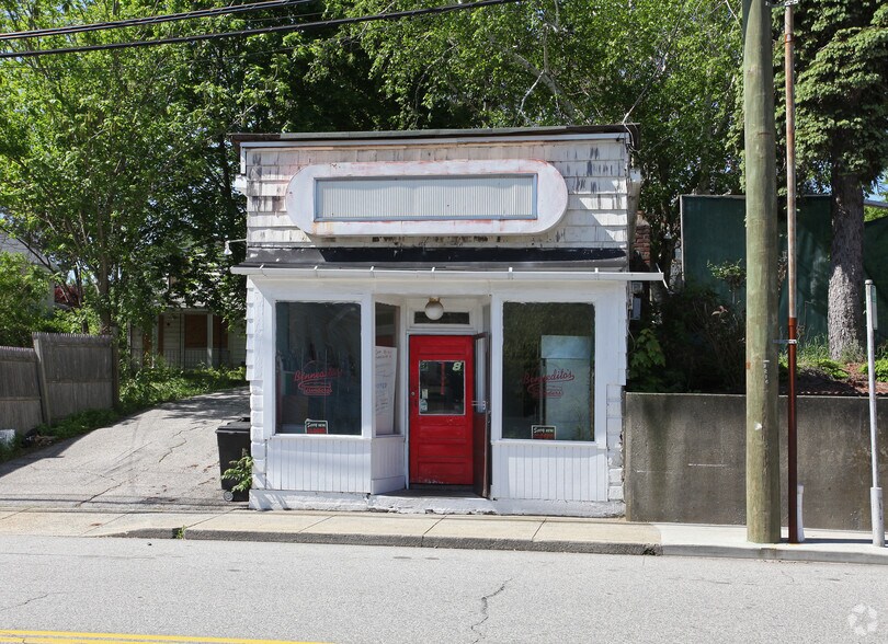 More Photos Of 233 Poquonnock Rd, Groton Restaurant For Sale