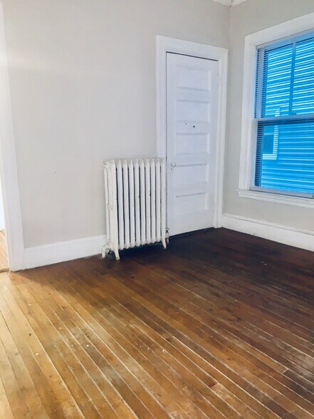 More Photos Of 75 Sherman St, Portland Apartments For Sale