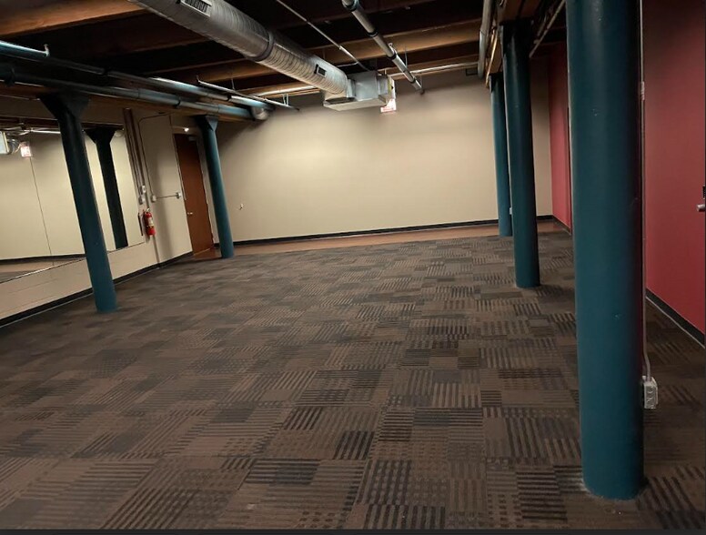 More Photos Of 216 S Jefferson St, Chicago Loft Creative Space For Sale