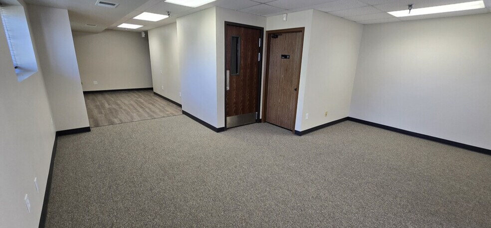 More Photos Of 14320 Longs Peak Ct, Longmont Warehouse For Sale