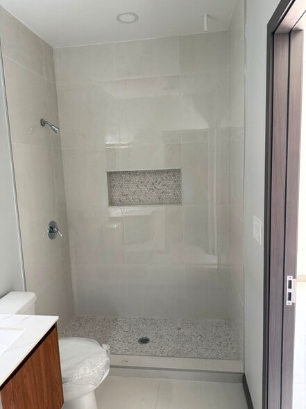 More Photos Of 1218 E Santa Rosa St, Edinburg Apartments For Sale