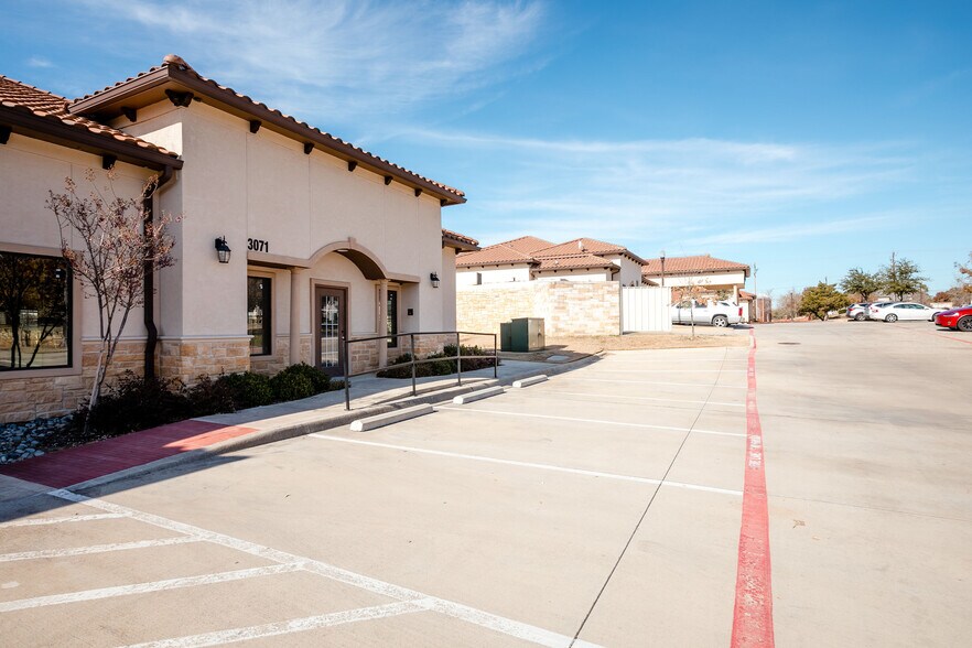 More Photos Of 3065 W Southlake Blvd, Southlake Unknown For Lease