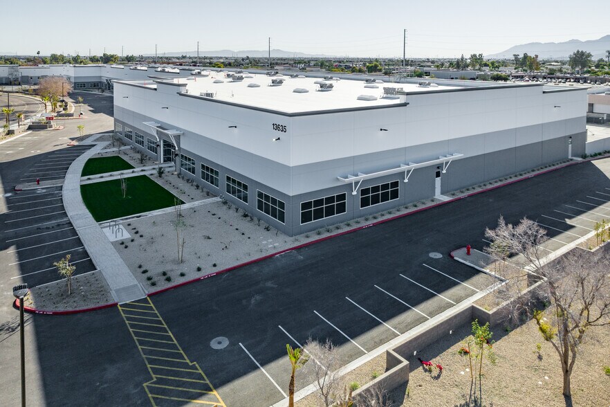 More Photos Of 13550 W Auto Dr, Goodyear Unknown For Lease