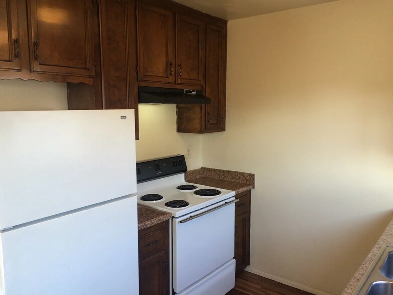 More Photos Of 1150 11th St, Imperial Beach Apartments For Sale
