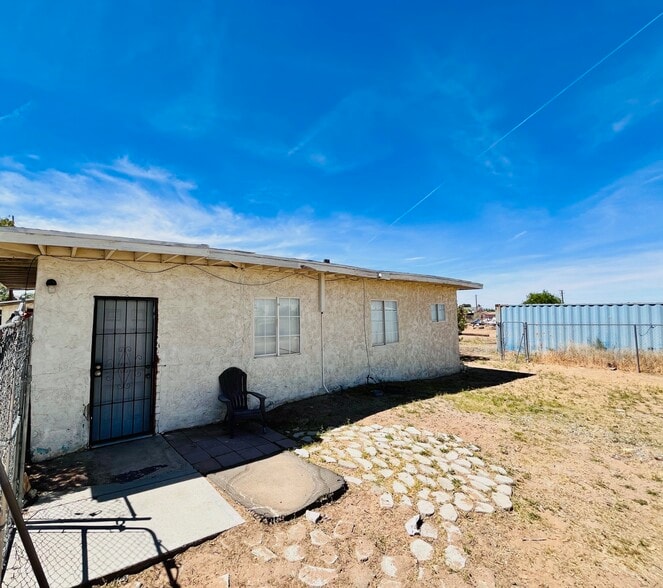 More Photos Of 12036 Bartlett Ave, Adelanto Office Residential For Sale