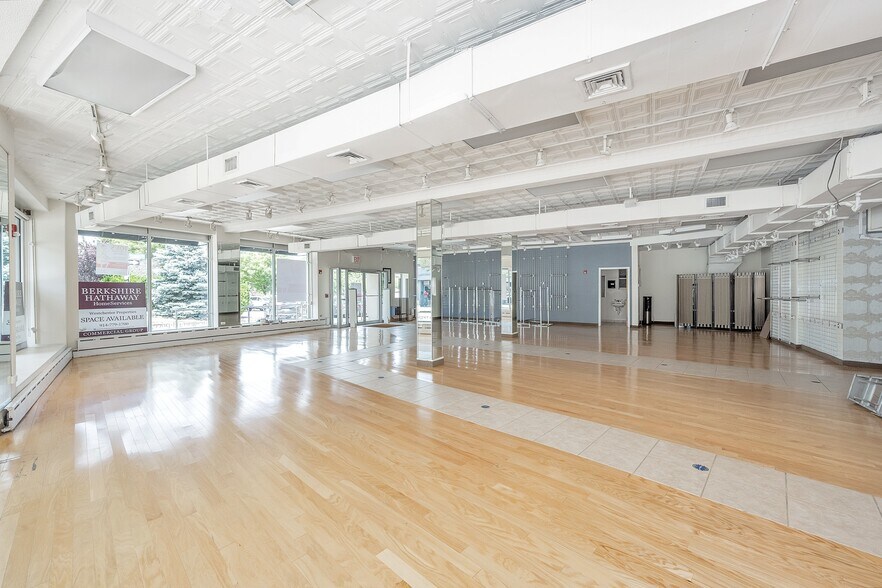 More Photos Of 434-440 White Plains Rd, Eastchester Apartments For Lease