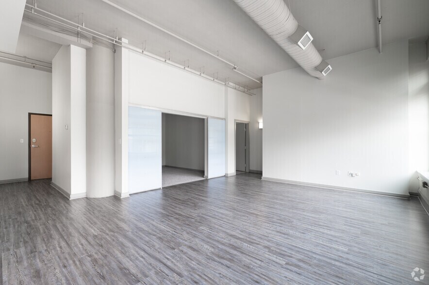 More Photos Of 2010-2020 Euclid Ave, Cleveland Apartments For Lease