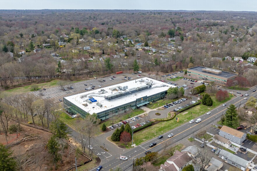 More Photos Of 260 Long Ridge Rd, Stamford Medical For Lease