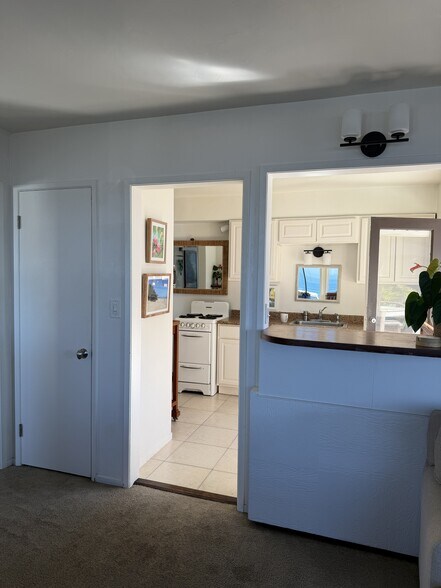 More Photos Of 4927-29 Ocean Blvd, San Diego Multifamily For Sale