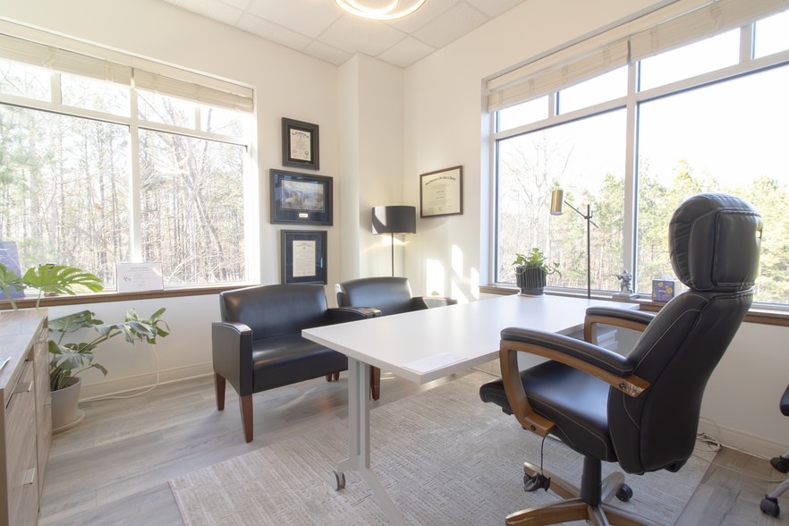 More Photos Of 160 MacGregor Pines Dr, Cary Medical For Sale