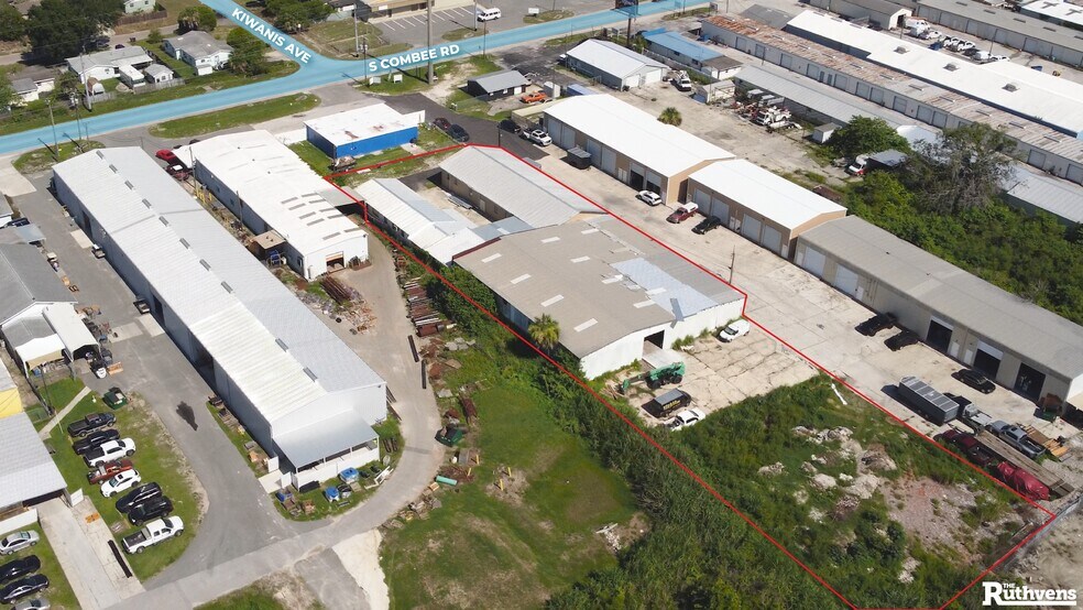 More Photos Of 1714 S Combee Rd, Lakeland Manufacturing For Lease