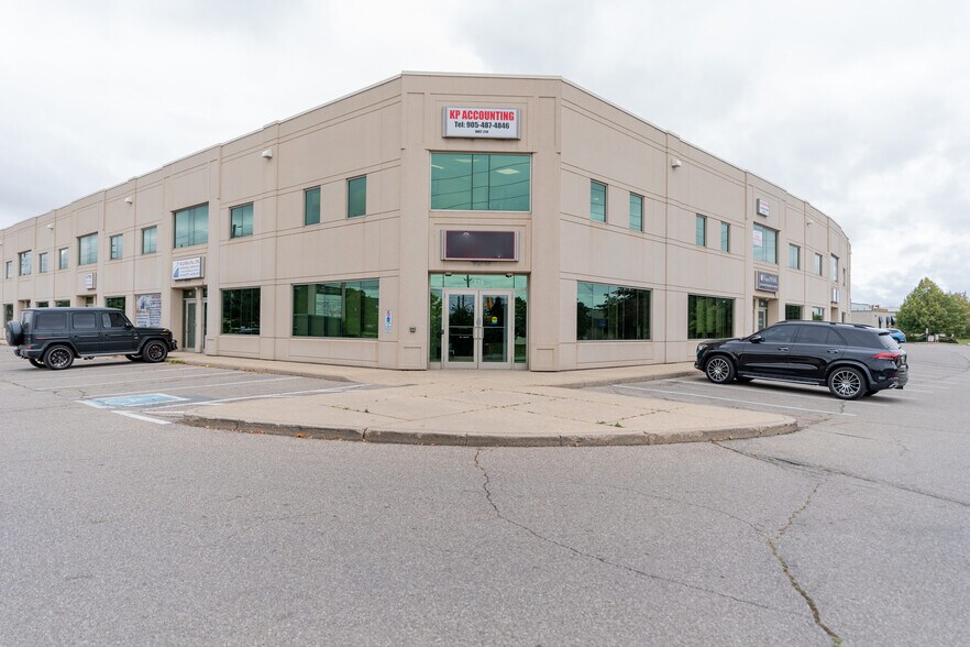 More Photos Of 2 Automatic Rd, Brampton Light Manufacturing For Sale