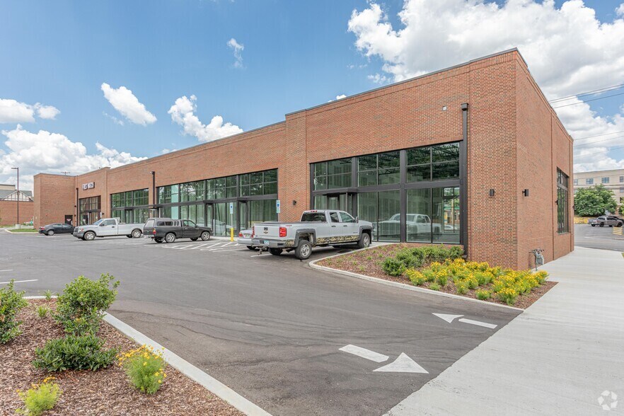 More Photos Of 2321-2339 Franklin Pike, Nashville Storefront Retail Office For Lease