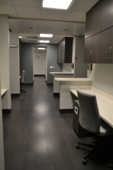 More Photos Of 539 Rolling Acres Rd, Lady Lake Medical For Lease