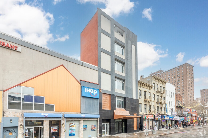 Primary Photo Of 747-749 Broadway, Brooklyn Office For Lease