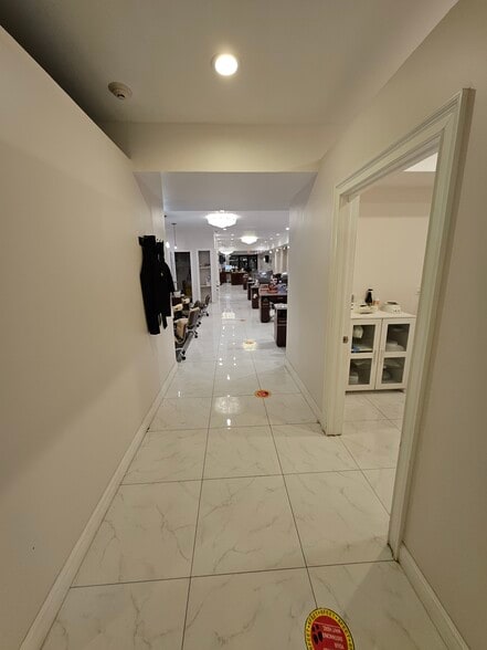 More Photos Of 200 Closter Dock Rd, Closter Storefront Retail Office For Lease