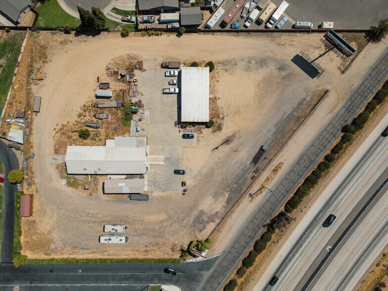 More Photos Of 901 E Broadway Ave, Atwater Specialty For Sale