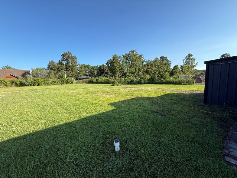 More Photos Of 23740 I-10, Vidor Industrial For Sale