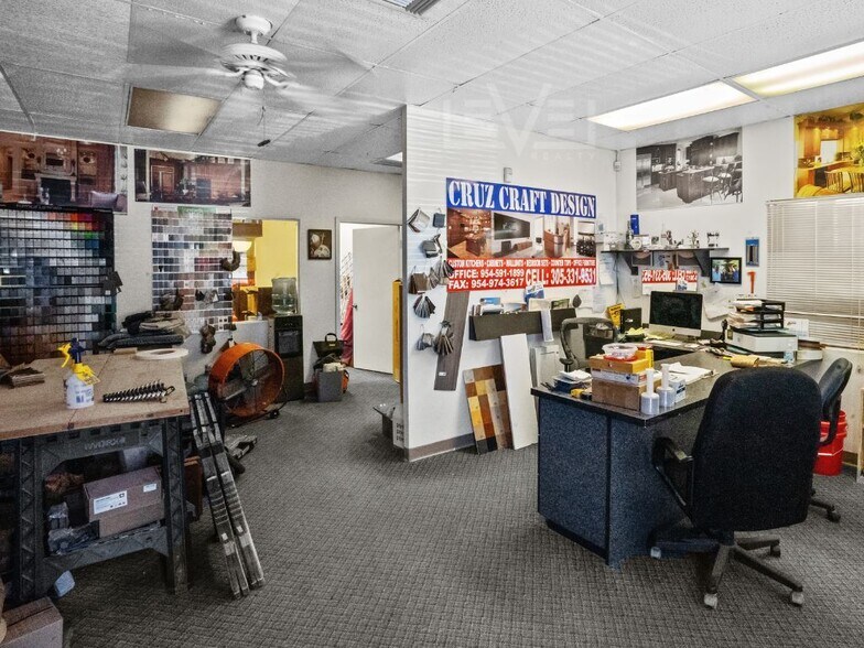 More Photos Of 3930-3948 NE 5th Ave, Oakland Park Warehouse For Lease