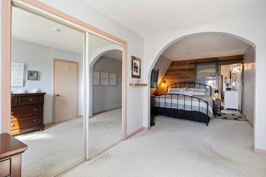 More Photos Of 245 Arundel Rd, Kennebunkport Lodge Meeting Hall For Sale