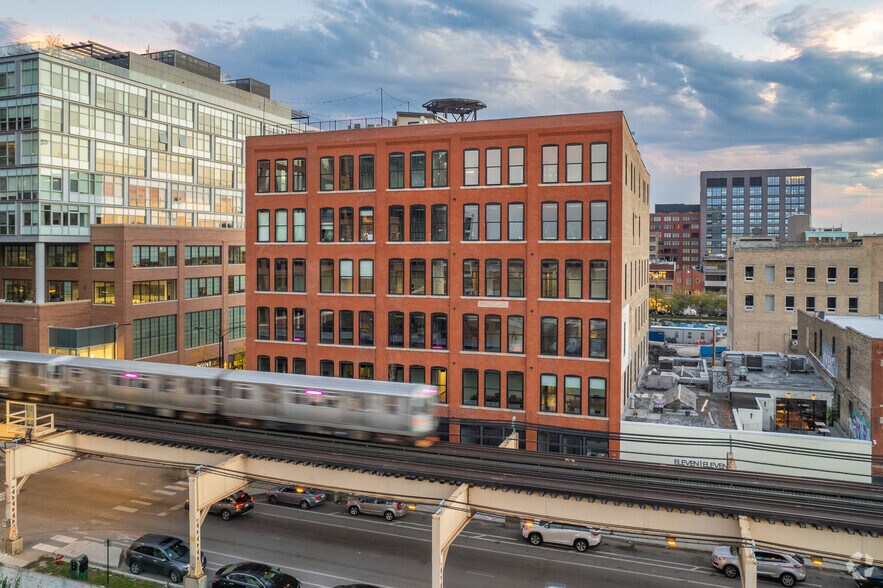 More Photos Of 1101 W Lake St, Chicago Office For Sale