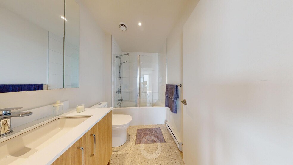 More Photos Of 8405 Pl Saint-Charles, Brossard Apartments For Lease