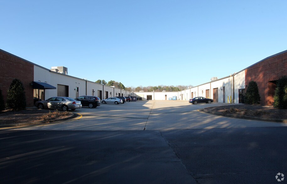 More Photos Of 3200 Spring Forest Rd, Raleigh Office For Lease