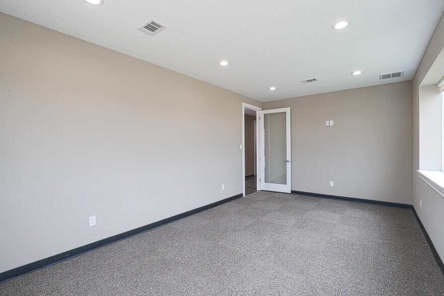 More Photos Of 21215 FM 529 Rd, Cypress Warehouse For Lease