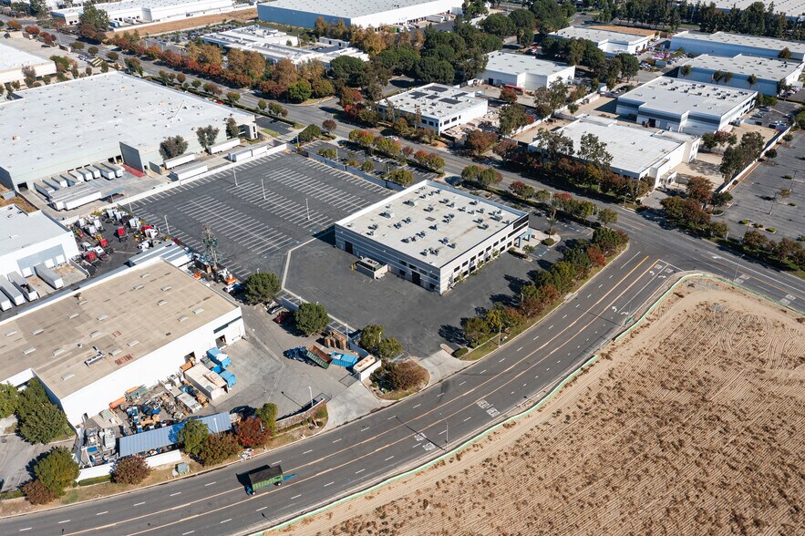 More Photos Of 1260 S DuPont Ave, Ontario Land For Lease