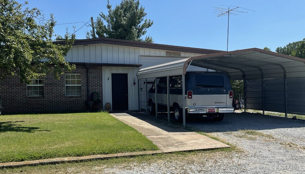 More Photos Of 1540 N Yale Ave, Tulsa Self Storage For Sale