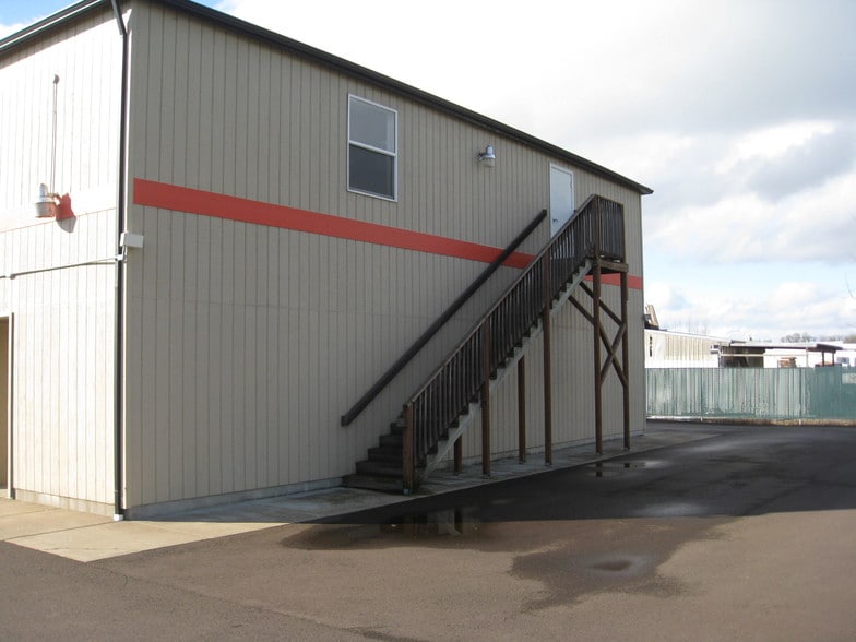 More Photos Of 33845 E 99 Hwy, Tangent Self Storage For Sale