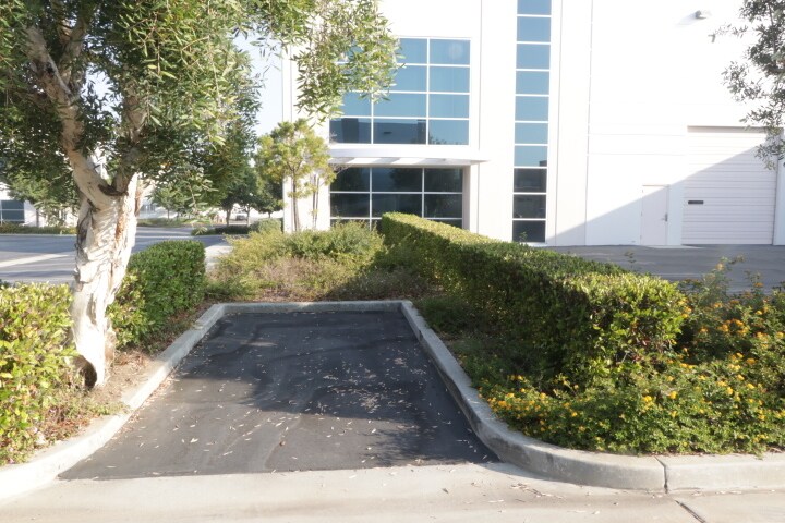 More Photos Of 2816 Columbia St, Torrance Light Distribution For Lease