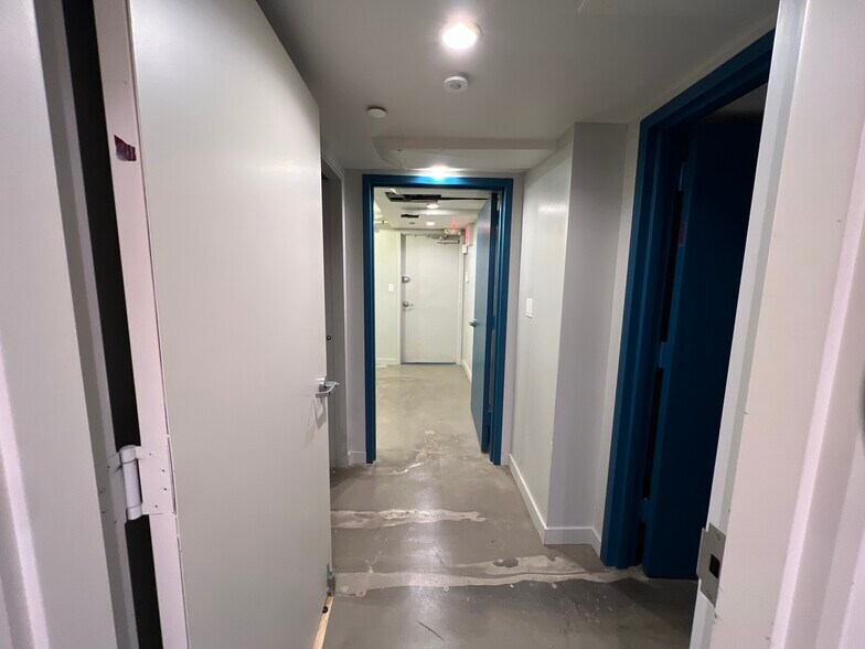 More Photos Of 172 Stanton St, New York Apartments For Lease