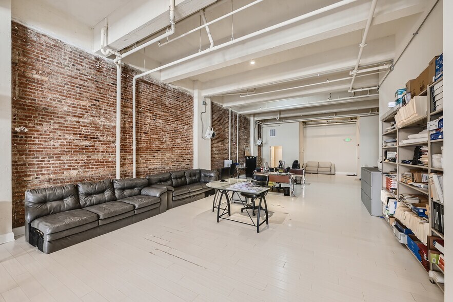 More Photos Of 311-313 W Baltimore St, Baltimore Apartments For Sale