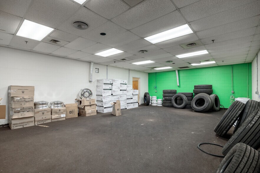 More Photos Of 3405 Commerce Rd, Richmond Warehouse For Sale