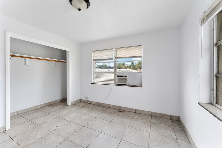 More Photos Of , West Palm Beach Multifamily For Sale