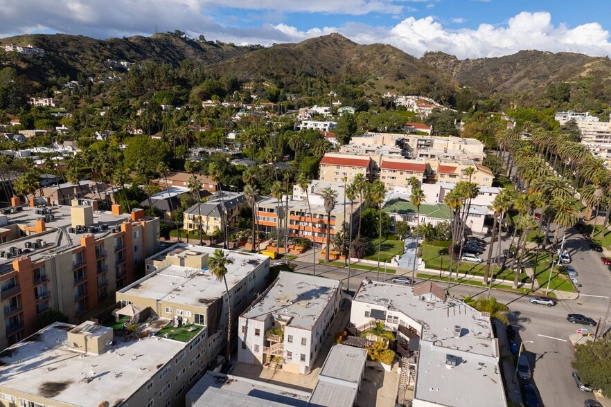 More Photos Of 7360 Hollywood Blvd, Los Angeles Apartments For Sale