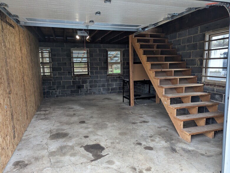 More Photos Of 2005 E Churchville Rd, Bel Air Freestanding For Sale