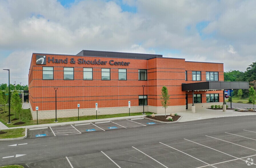 More Photos Of 103 Pleasant Dr, Aliquippa Healthcare For Lease